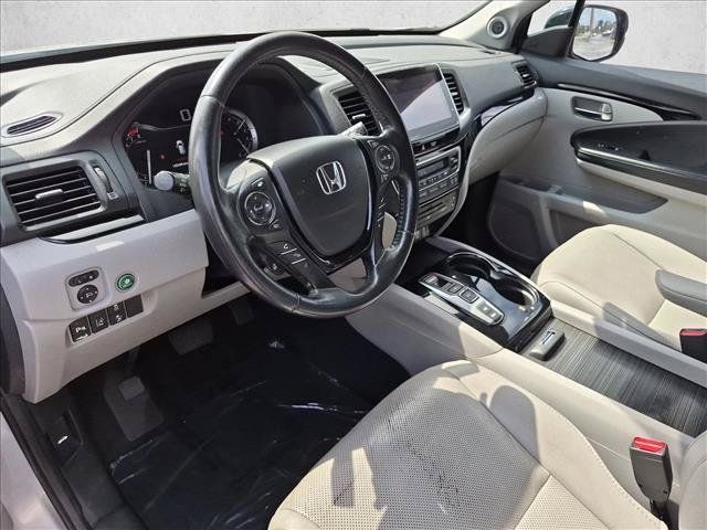 Used 2017 Honda Pilot Elite image 13