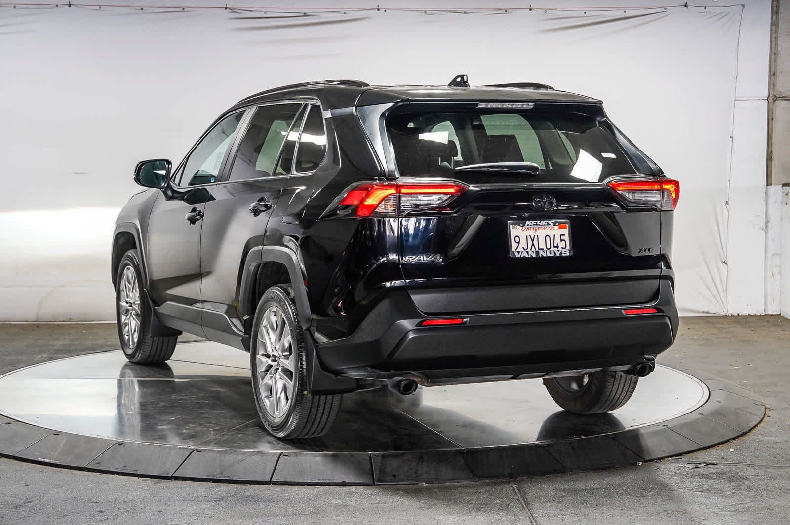 Certified 2024 Toyota RAV4 XLE Premium FWD image 3