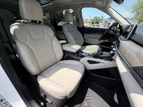 Used 2020 Kia Telluride SX w/ SX Prestige Package image 24