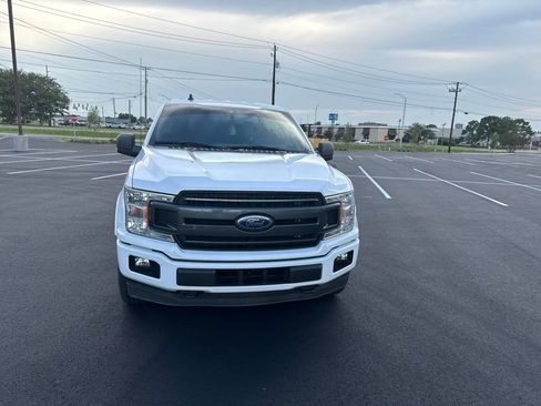 Used 2020 Ford F150 XLT w/ Equipment Group 302A Luxury AWD/4WD image 3