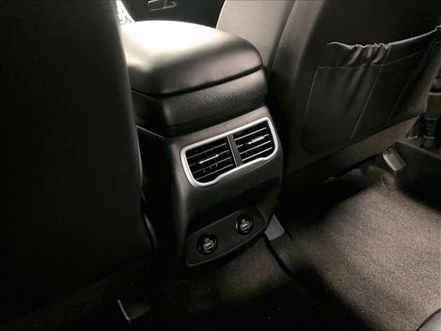Used 2023 Hyundai Santa Fe SEL AWD/4WD image 28