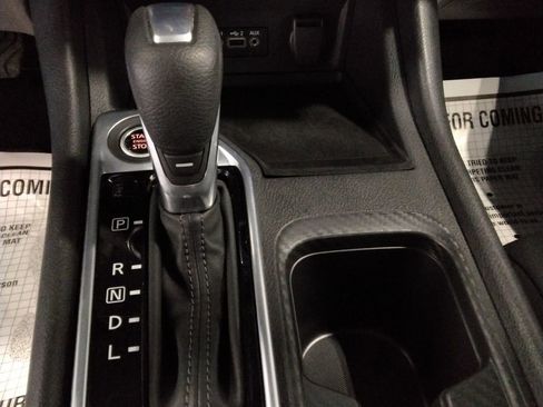 Used 2025 Nissan Sentra SV FWD image 17