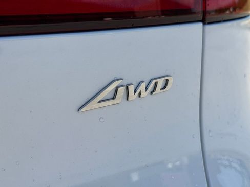 New 2026 Genesis GV70 2.5T Select AWD/4WD image 16