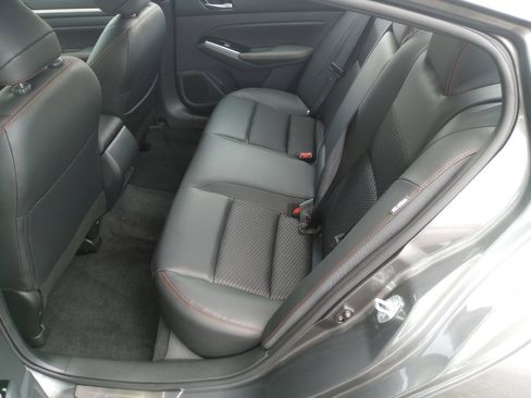 New 2025 Nissan Altima 2.5 SR image 13