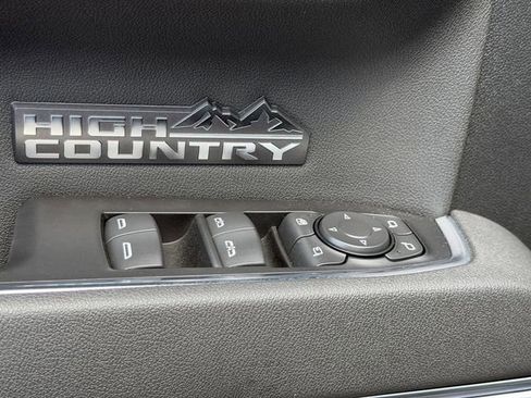 New 2026 Chevrolet Silverado 1500 High Country w/ Midnight Edition AWD/4WD image 22