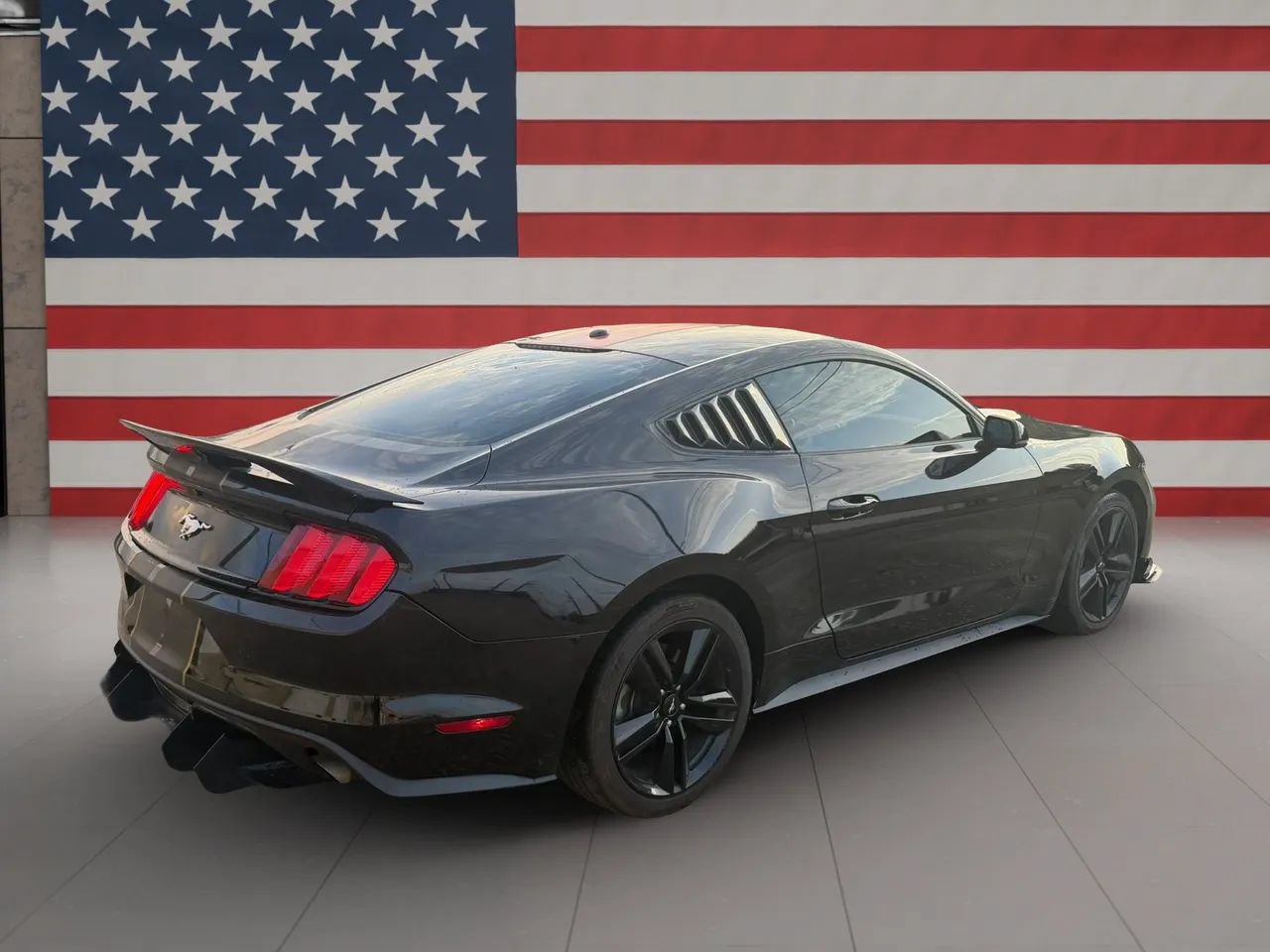 Used 2016 Ford Mustang Premium w/ Ecoboost Performance Package RWD image 6