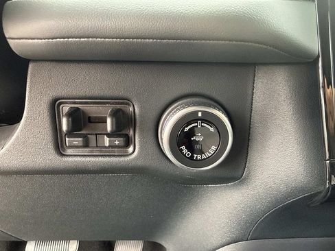 New 2026 Lincoln Navigator Reserve w/ Jet Appearance Package AWD/4WD image 29