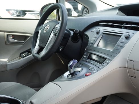 Used 2012 Toyota Prius Two FWD image 29