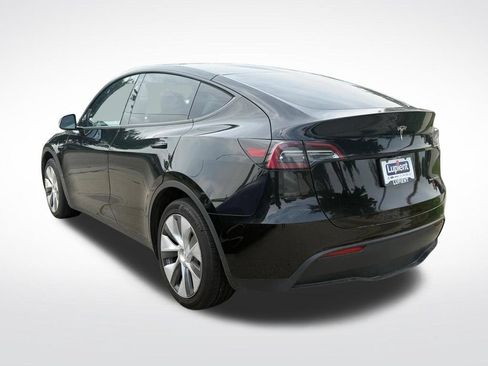 Used 2023 Tesla Model Y Long Range AWD/4WD image 6