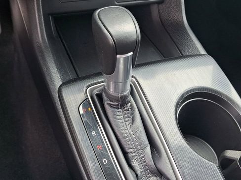 Used 2023 Honda Civic Sport image 15