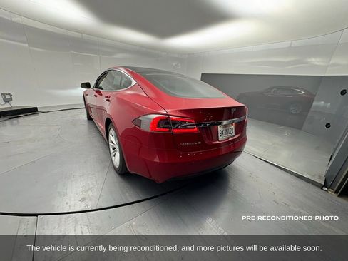 Used 2018 Tesla Model S 100D image 3