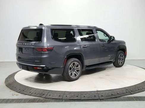 Used 2024 Jeep Wagoneer Series II image 7