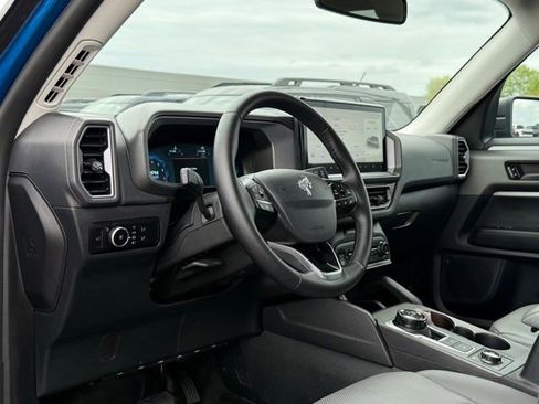 Certified 2025 Ford Bronco Sport Badlands AWD/4WD image 14