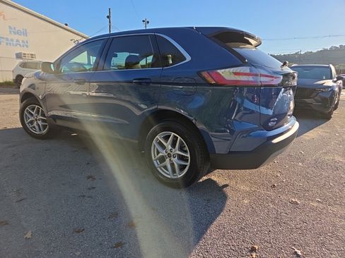 Used 2024 Ford Edge SEL image 4