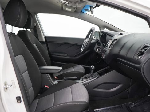 Used 2016 Kia Forte LX FWD image 11