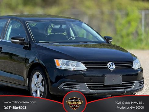 Used 2013 Volkswagen Jetta TDI FWD image 15