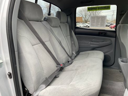 Used 2011 Toyota Tacoma 4x4 Double Cab w/ SR5 Pkg #2 image 39