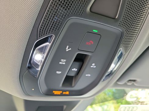 Certified 2025 Audi Q5 Prestige AWD/4WD image 19