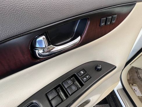 Used 2014 INFINITI QX50 Journey w/ Premium Package image 22