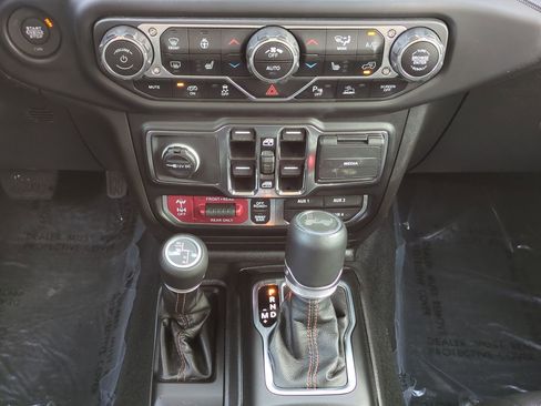 Used 2023 Jeep Wrangler Rubicon 392 w/ Xtreme Recon 35" Tire Package image 19