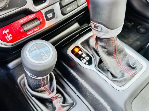 Used 2019 Jeep Wrangler Unlimited Rubicon image 7