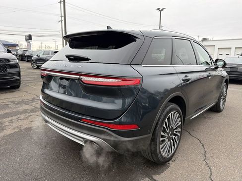 Certified 2022 Lincoln Corsair Reserve w/ Equipment Group 201A image 5