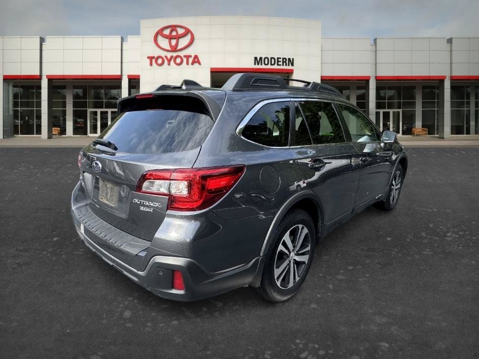 Used 2019 Subaru Outback 3.6R Limited w/ Protection Package #1 AWD/4WD image 17