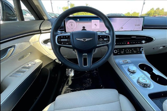 Certified 2026 Genesis GV70 2.5T Select AWD/4WD image 7