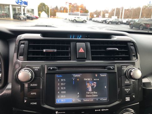 Used 2018 Toyota 4Runner TRD Off-Road Premium image 15