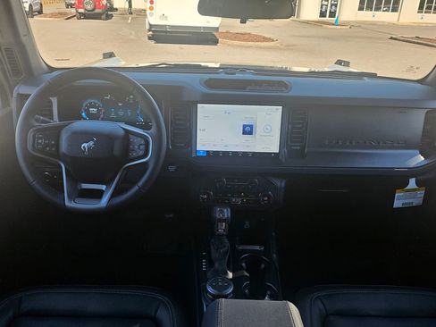 New 2025 Ford Bronco Big Bend image 10