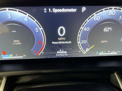 Used 2024 Jeep Wagoneer Series II image 13