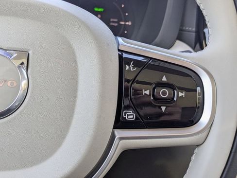 New 2026 Volvo XC60 T8 Ultra w/ Protection Package Premier image 29