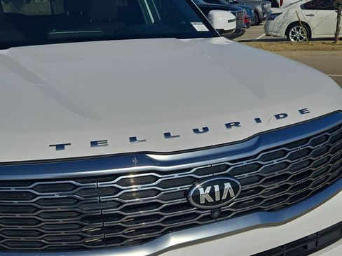 Certified 2021 Kia Telluride SX image 11