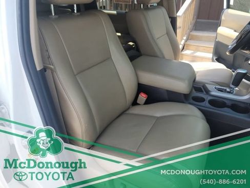 Used 2016 Toyota Sequoia Limited AWD/4WD image 34