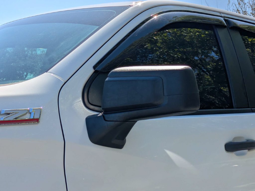 Used 2019 Chevrolet Silverado 1500 Custom Trail Boss w/ Custom Convenience Package AWD/4WD image 17