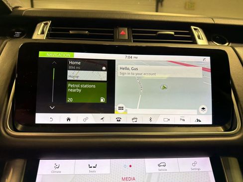 Used 2018 Land Rover Range Rover Sport Supercharged image 24