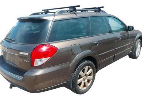 Used 2009 Subaru Outback 2.5i Special Edition AWD/4WD image 5