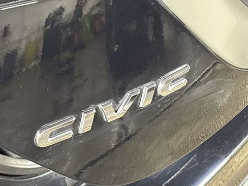 Certified 2017 Honda Civic EX-L image 24