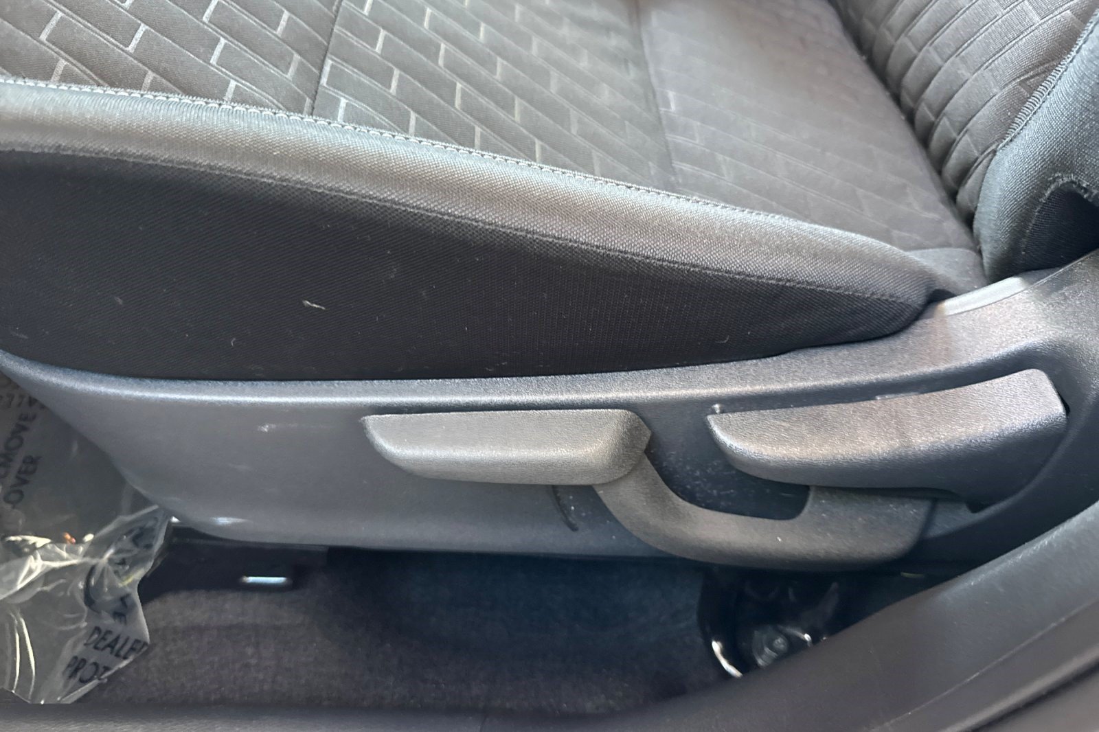 Used 2023 Nissan Kicks SV FWD image 14