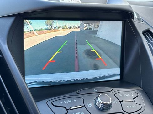 Used 2014 Ford Escape SE w/ Equipment Group 201A image 24