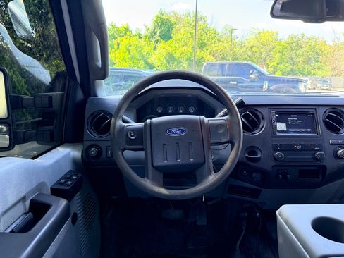 Used 2015 Ford F250 XL AWD/4WD image 24
