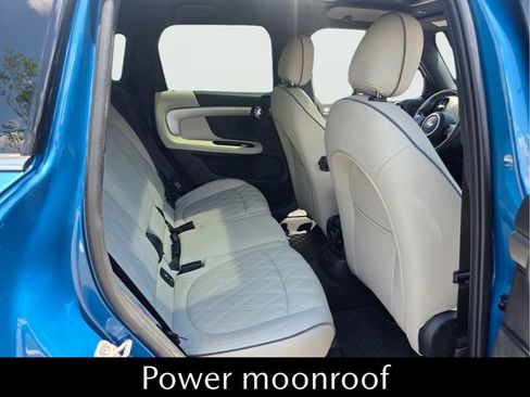 Used 2024 MINI Cooper Countryman S w/ Signature Upholstery Package FWD image 17