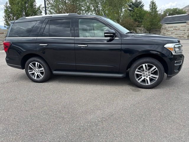 Used 2024 Ford Expedition Limited AWD/4WD image 15