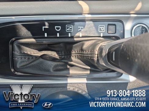 Used 2025 Nissan Altima 2.5 SV FWD image 23
