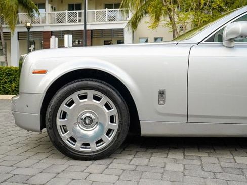 Used 2013 Rolls-Royce Phantom Sedan image 13