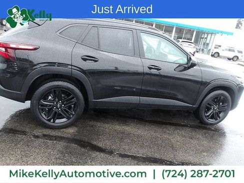 Used 2024 Chevrolet Trax ACTIV w/ Sunroof Package FWD image 8