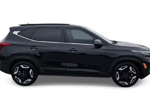 Used 2024 Kia Seltos SX image 9