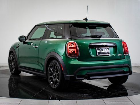 Used 2023 MINI Cooper 2-Door Hardtop image 11