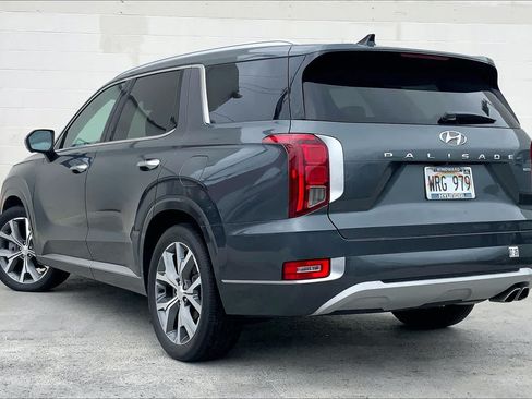 Used 2022 Hyundai Palisade Limited w/ Cargo Package AWD/4WD image 4