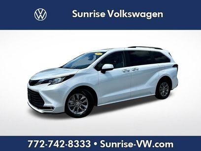 Used 2023 Toyota Sienna XLE